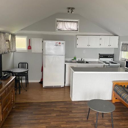 Merland Park Cottages&Motel Picton Buitenkant foto