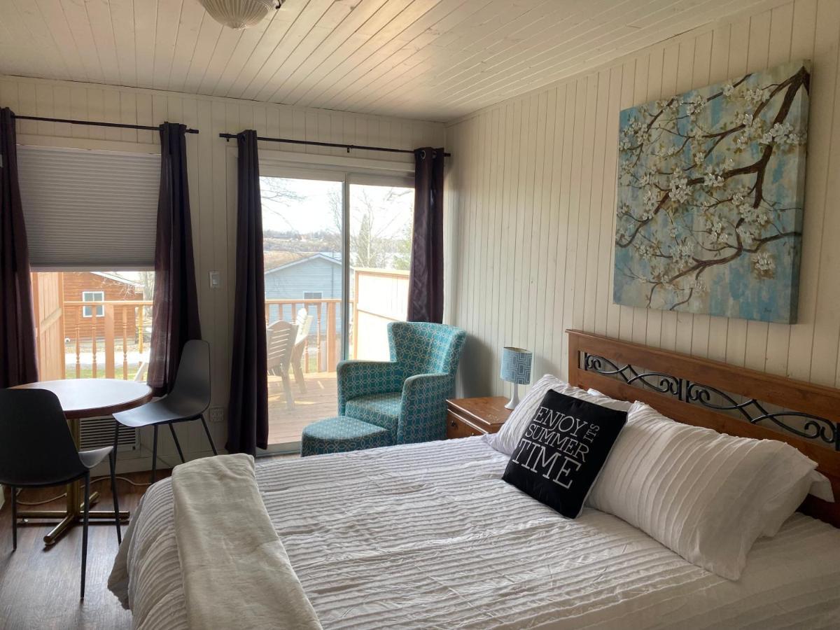 Merland Park Cottages&Motel Picton Buitenkant foto