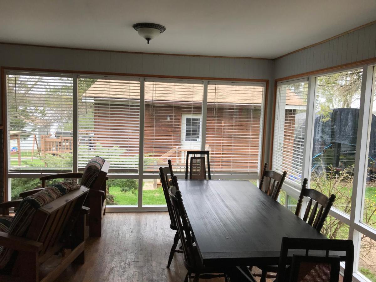 Merland Park Cottages&Motel Picton Buitenkant foto