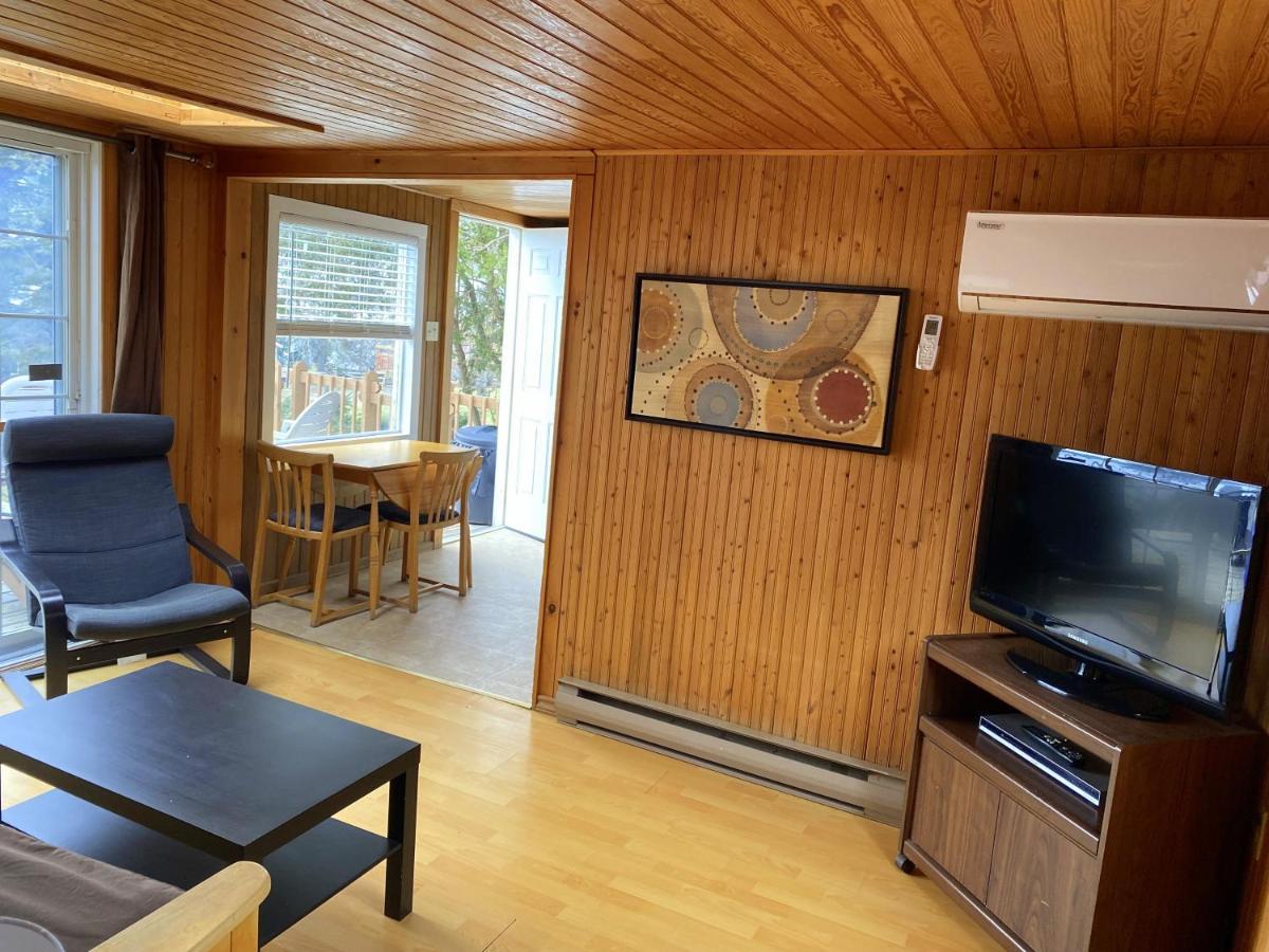 Merland Park Cottages&Motel Picton Buitenkant foto