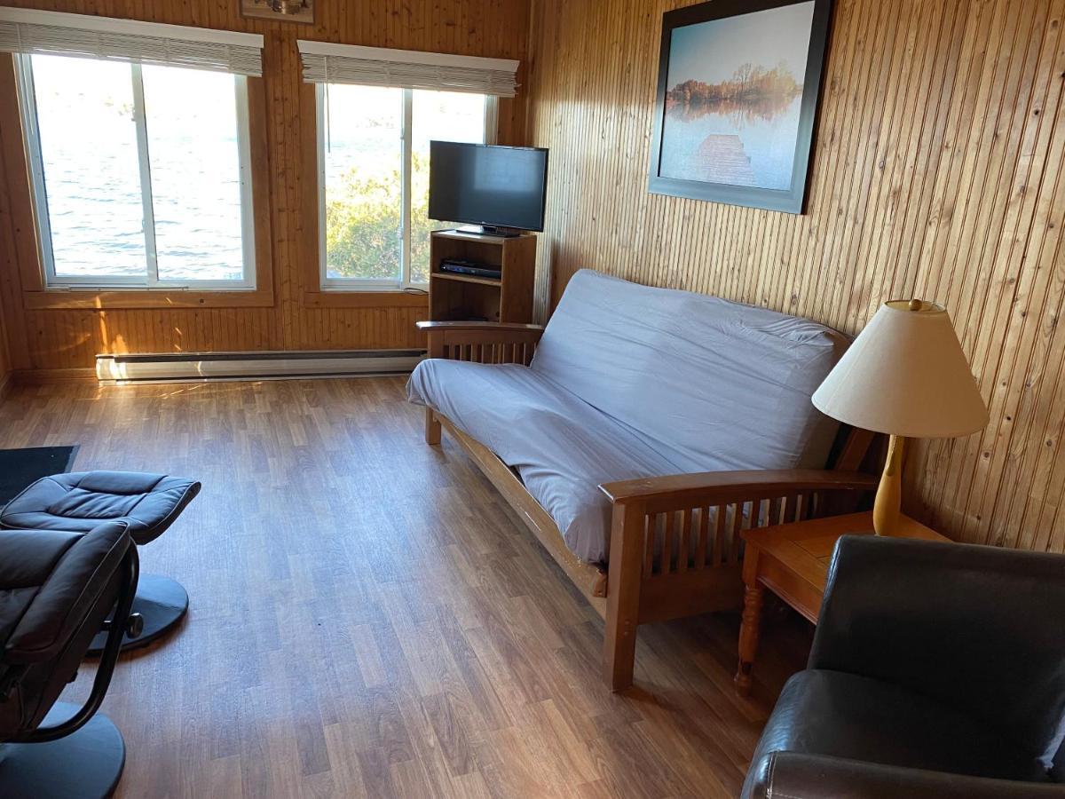 Merland Park Cottages&Motel Picton Buitenkant foto